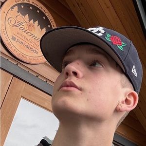 Meet your Posher, Aiden